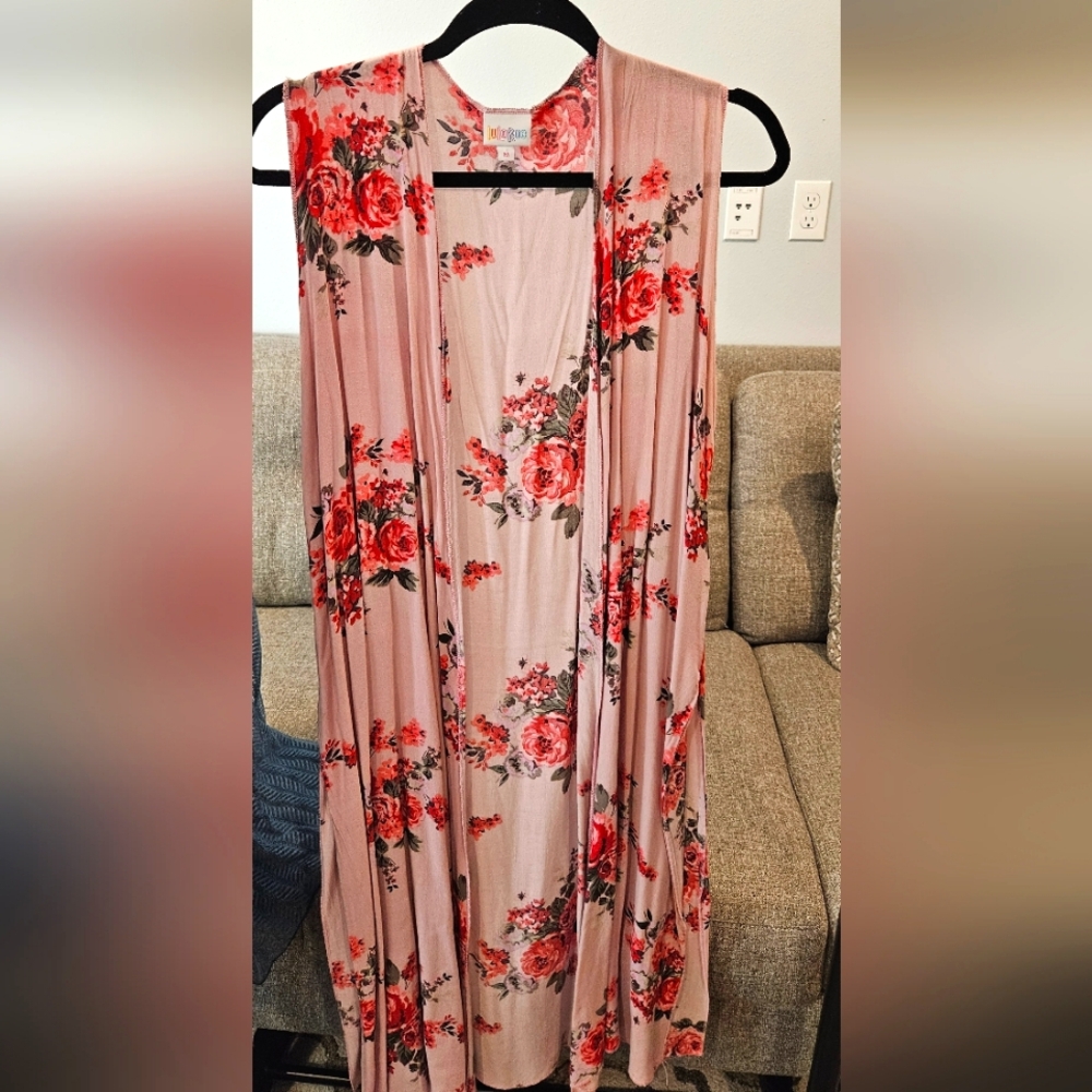 M LuLaRoe Pink Floral Vest